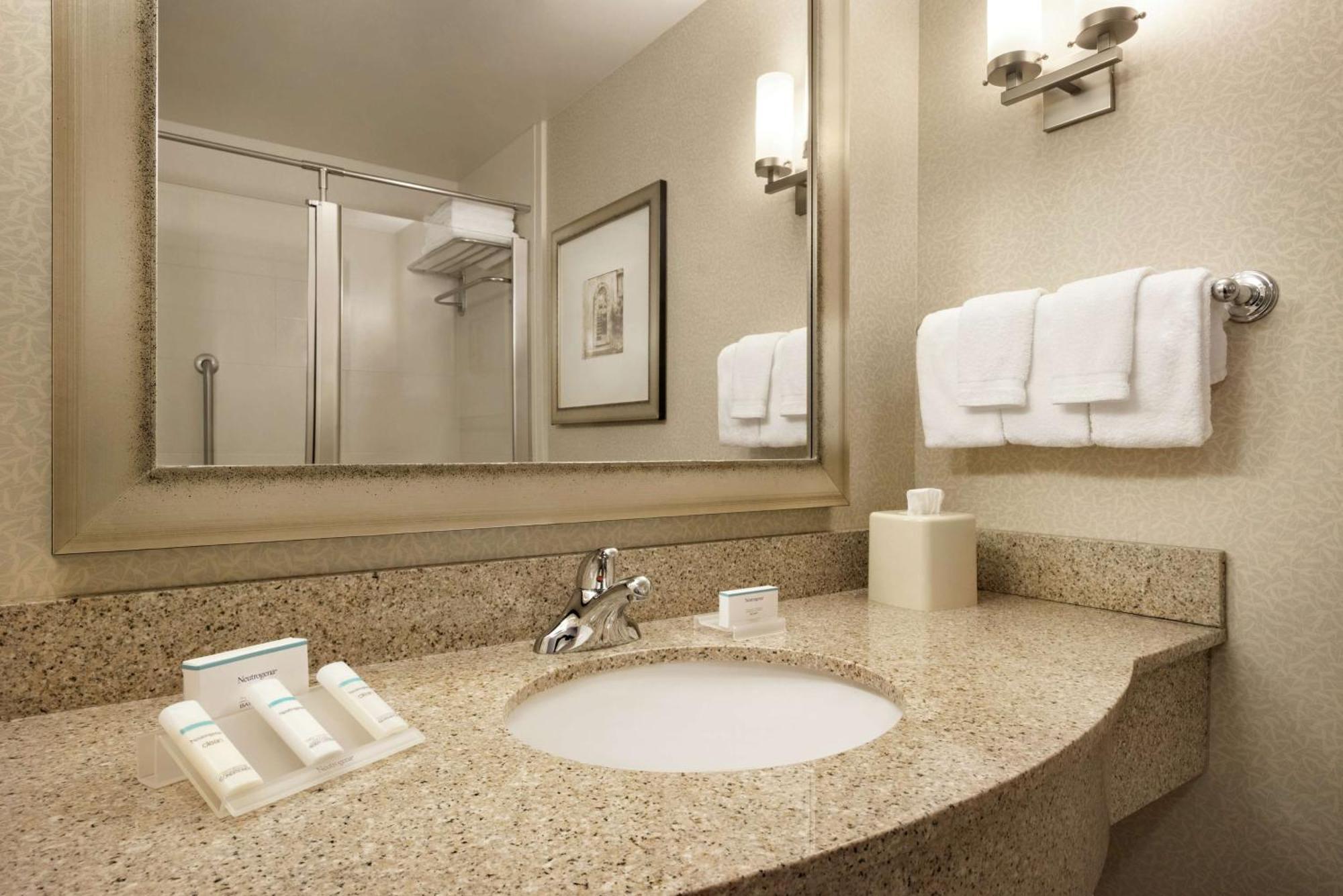 Hilton Garden Inn Minneapolis Downtown Esterno foto
